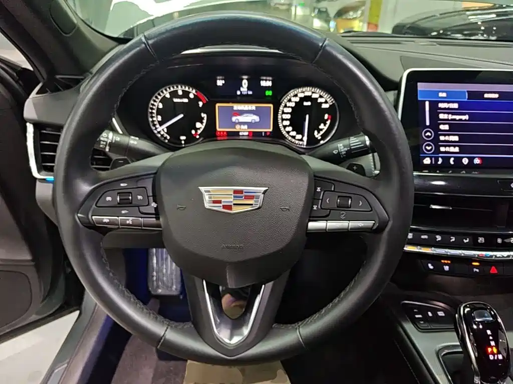 Cadillac CT5 — миниатюра 11