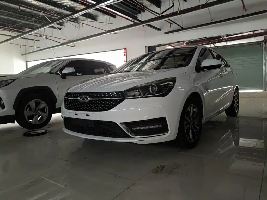 Chery Arrizo 5