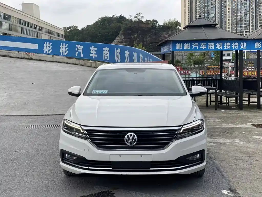 Volkswagen Lavida — миниатюра 2