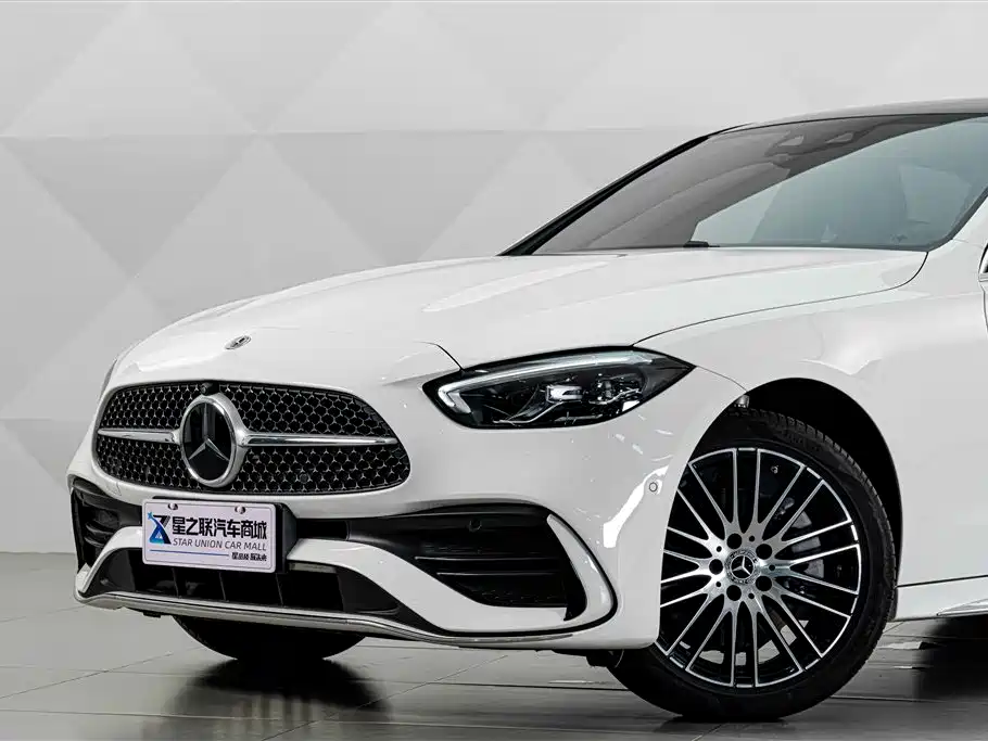 Mercedes-Benz C-Class — миниатюра 3