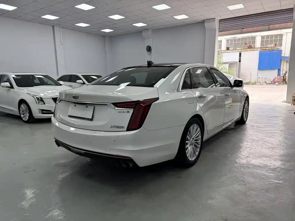 Cadillac CT6 — миниатюра 10