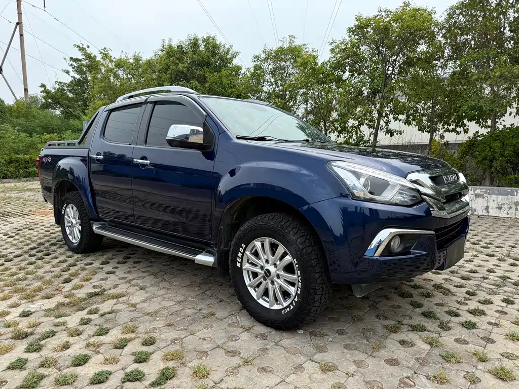 Isuzu D-MAX — миниатюра 3