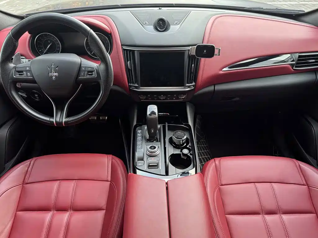 Maserati Levante — миниатюра 13