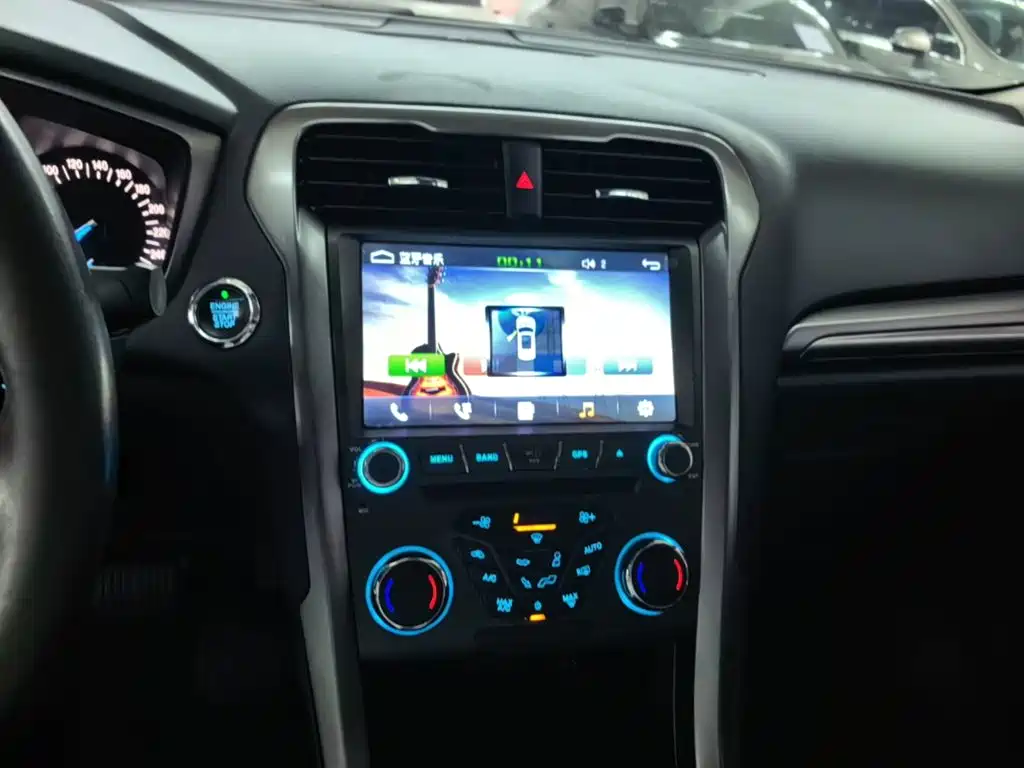 Ford Mondeo — миниатюра 13