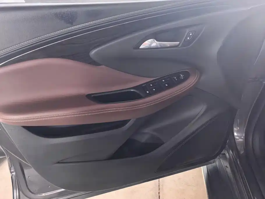 Buick Envision Plus — миниатюра 7