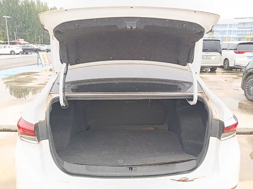Buick Excelle — миниатюра 19