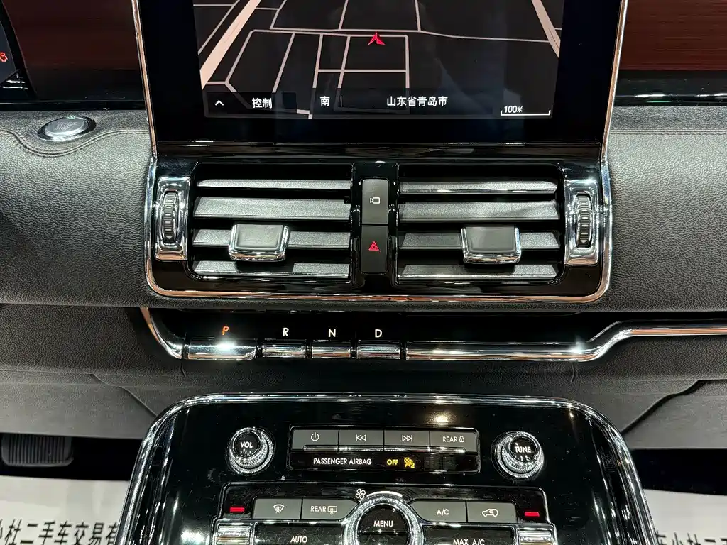 Lincoln Navigator — миниатюра 10
