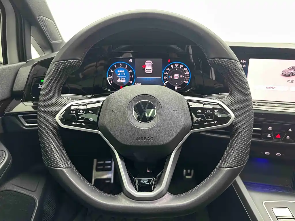 Volkswagen Golf — миниатюра 17