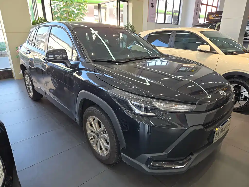 Toyota Frontlander — миниатюра 2
