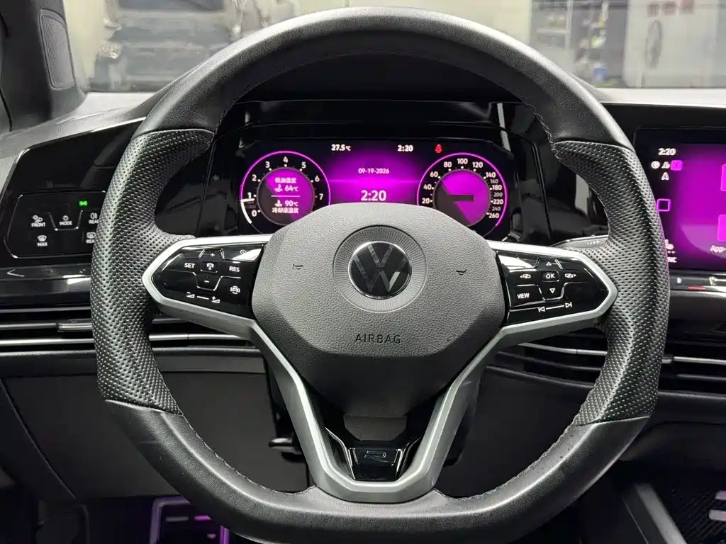 Volkswagen Golf — миниатюра 9