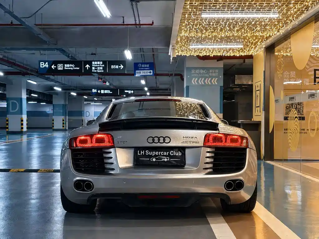 Audi R8 — миниатюра 8