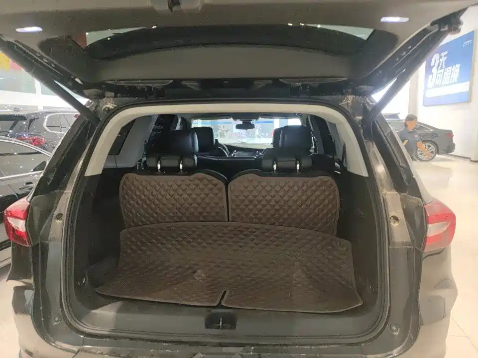 Buick Enclave — миниатюра 9