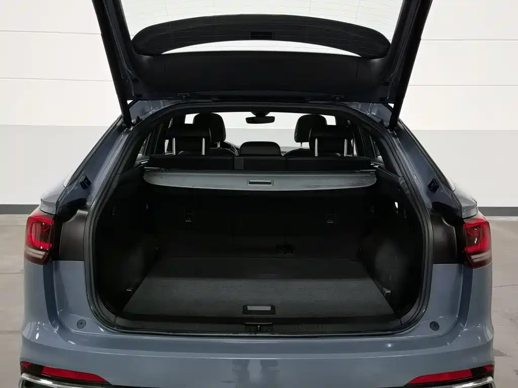 Volkswagen X — миниатюра 16