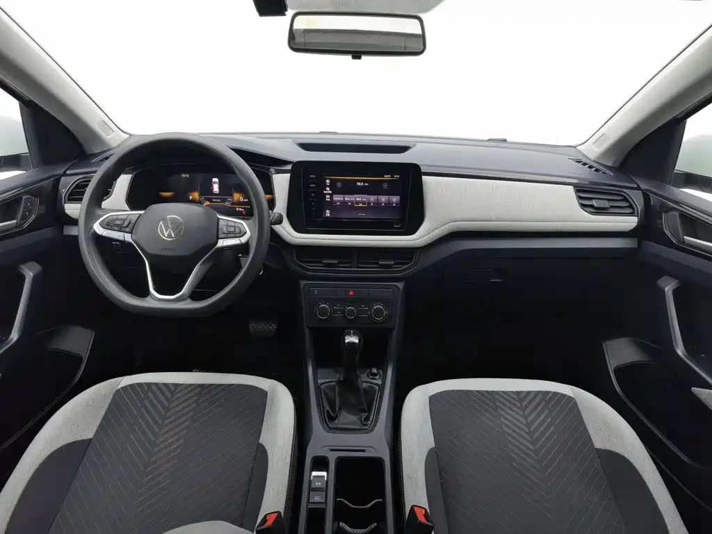 Volkswagen Tharu — миниатюра 5
