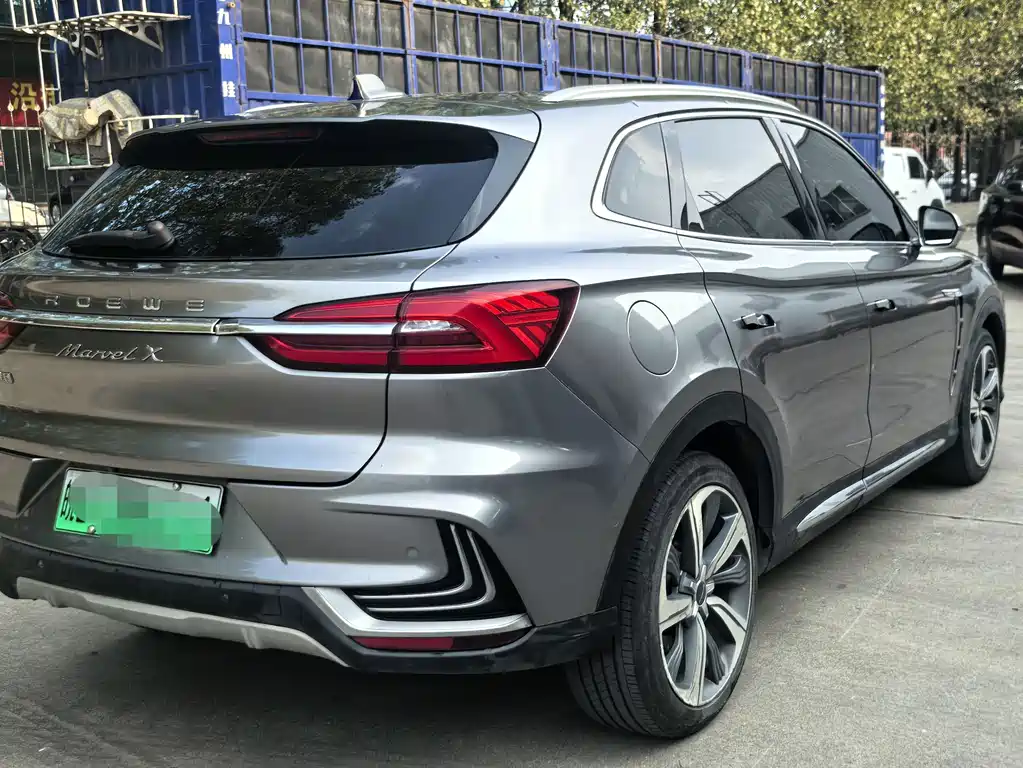Roewe MARVEL X — миниатюра 6