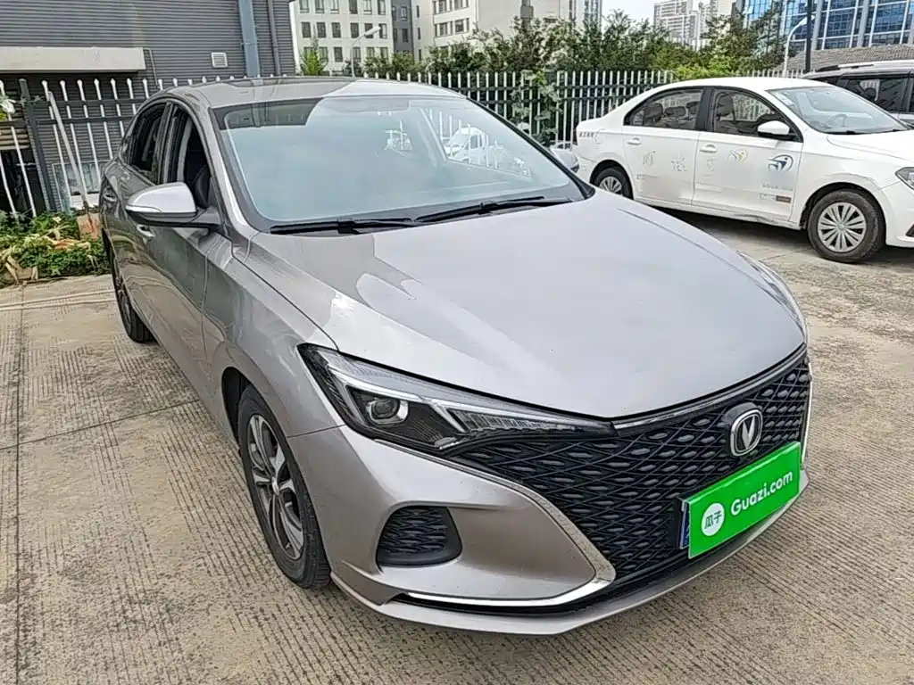 Changan Eado — миниатюра 4