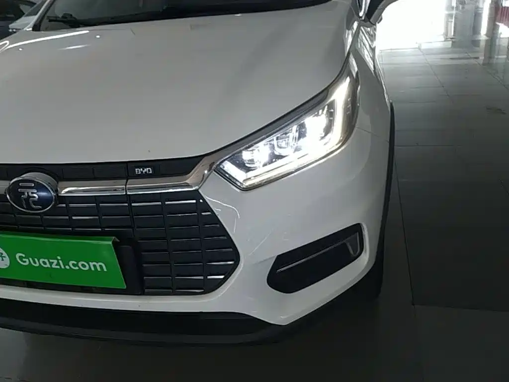 BYD Yuan EV — миниатюра 24
