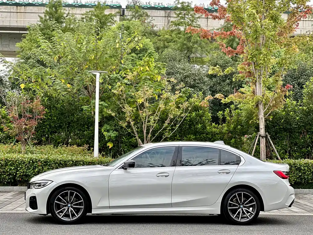 BMW 3 Series — миниатюра 7