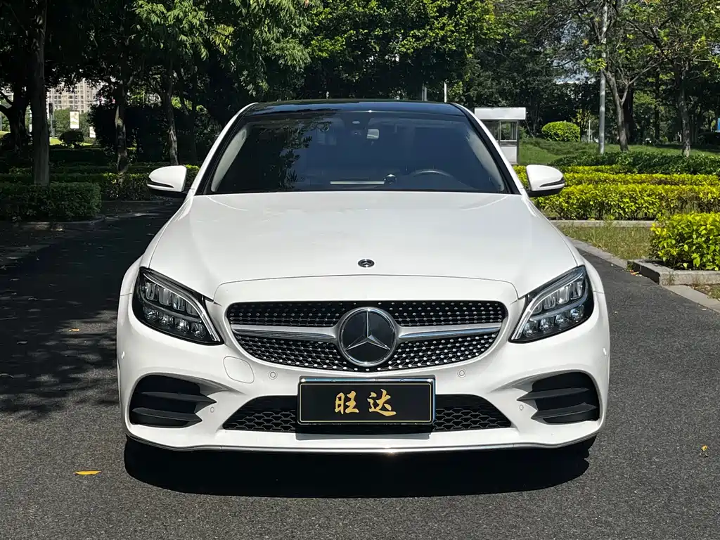 Mercedes-Benz C-Class — миниатюра 2
