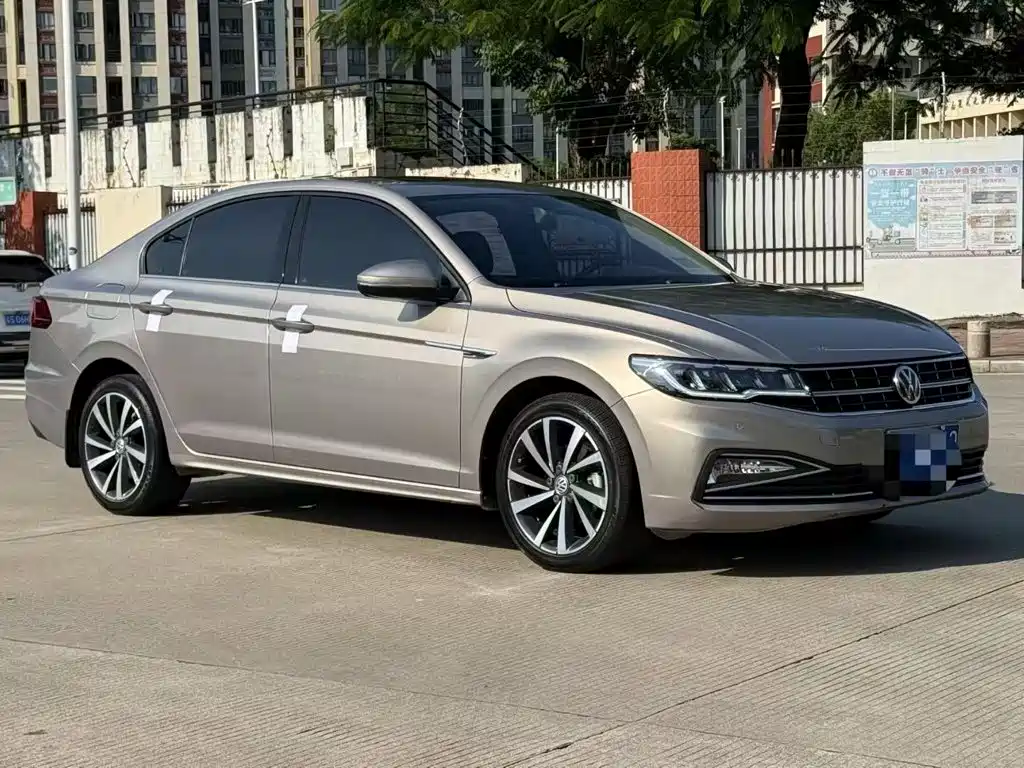 Volkswagen Bora — миниатюра 3