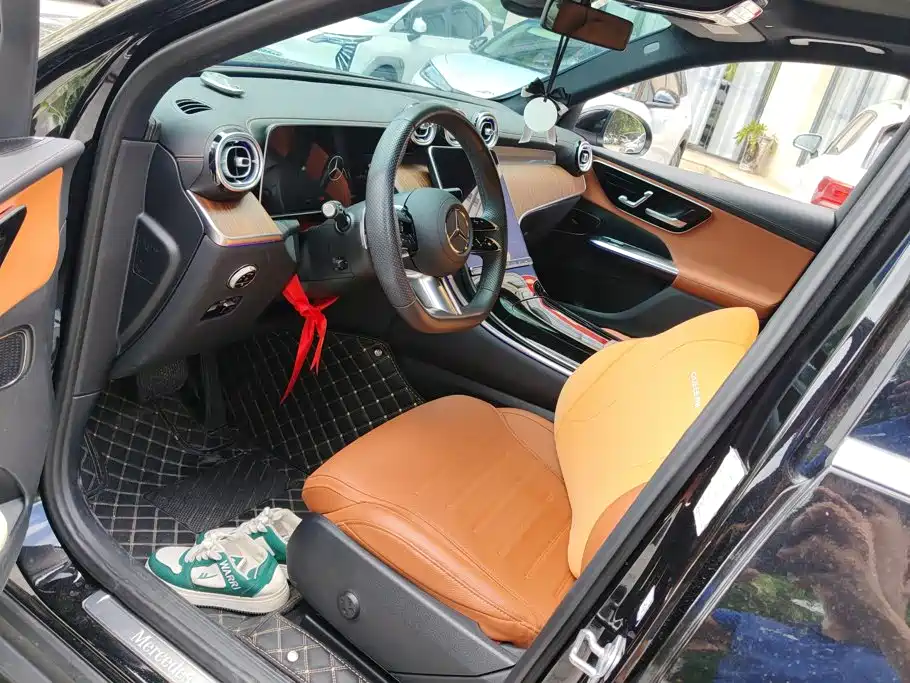 Mercedes-Benz GLC — миниатюра 9
