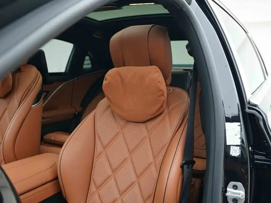 Mercedes-Benz S-Class — миниатюра 11
