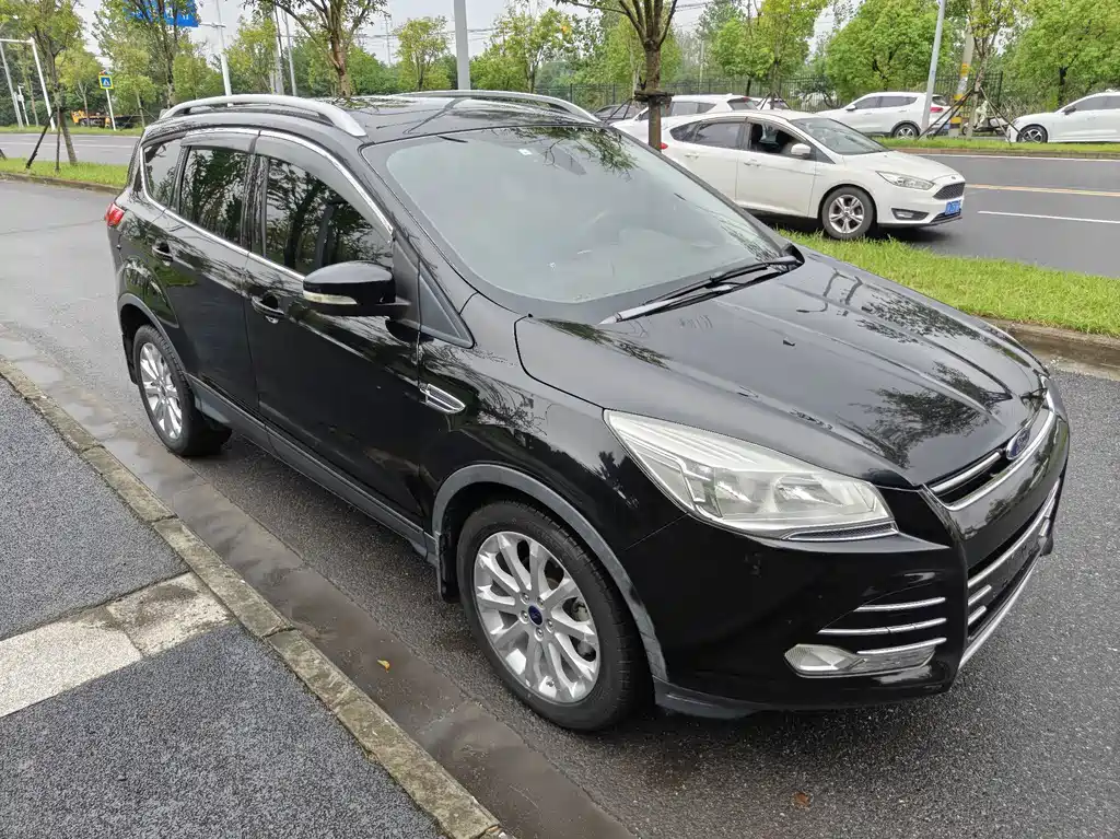 Ford Kuga — миниатюра 3
