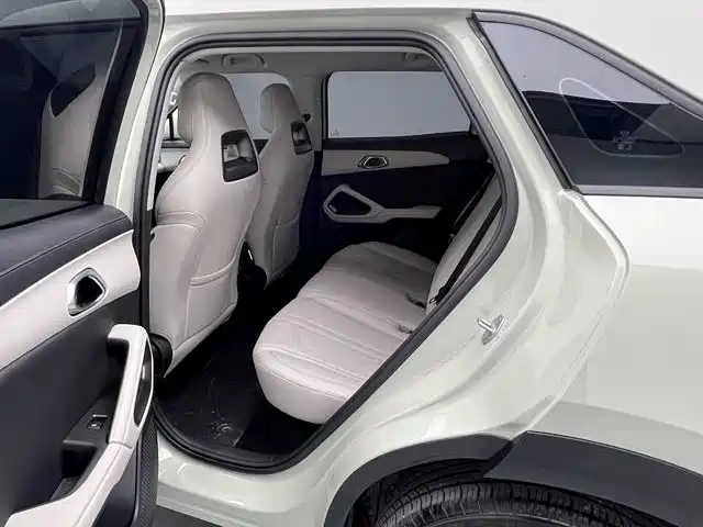 BYD Yuan UP — миниатюра 14
