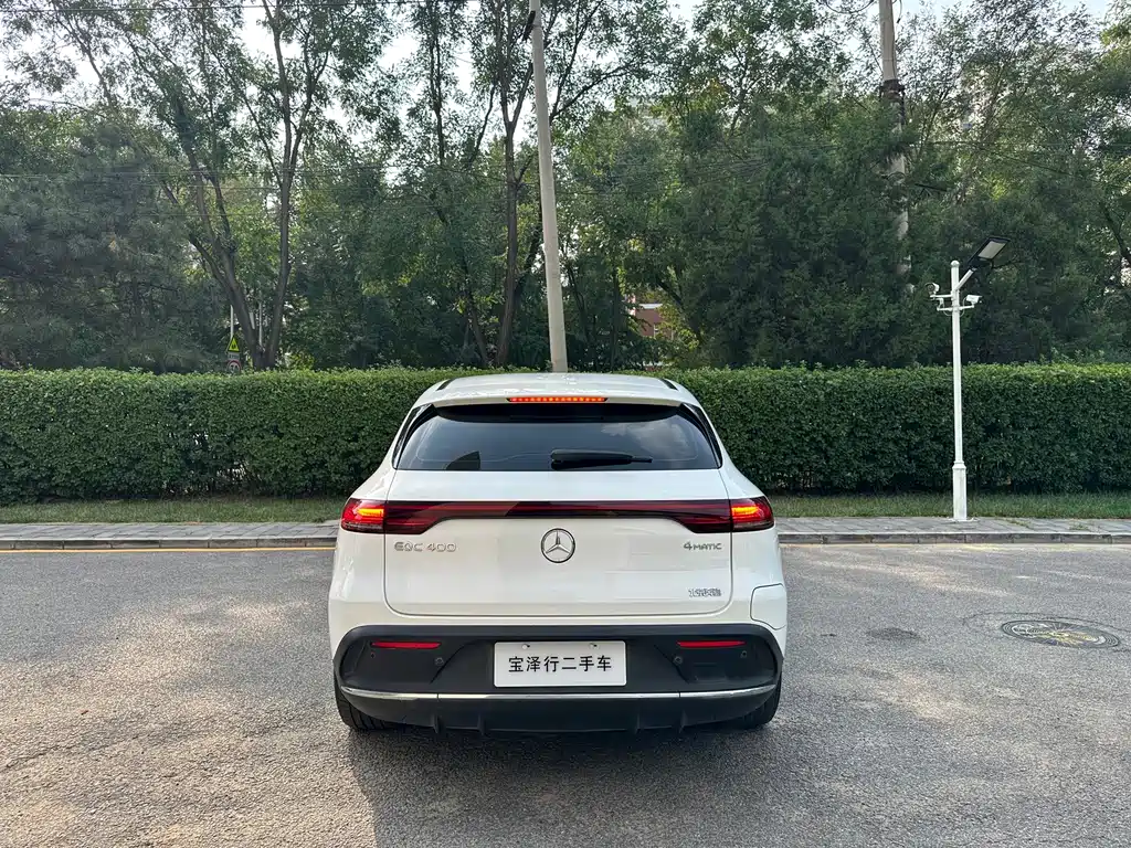 Mercedes-Benz EQC — миниатюра 3
