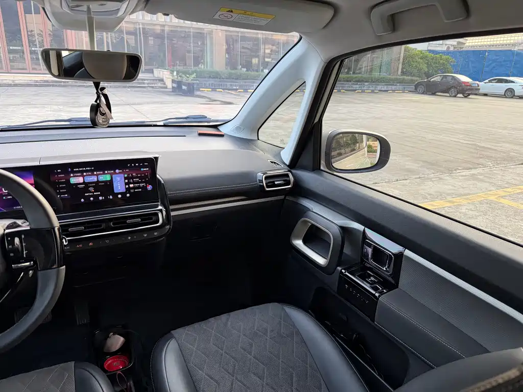 Baojun KiWi EV — миниатюра 18