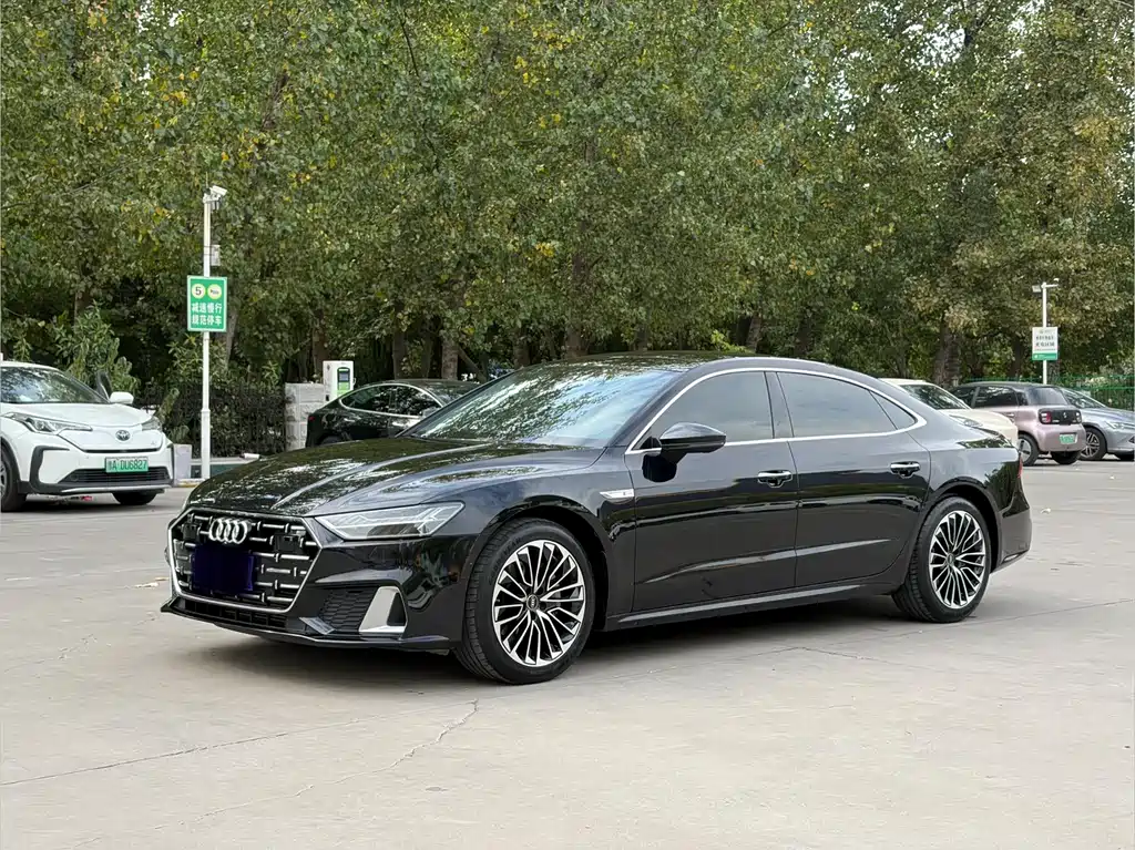 Audi A7L