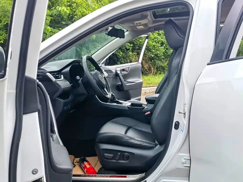 Toyota Wildlander — миниатюра 9