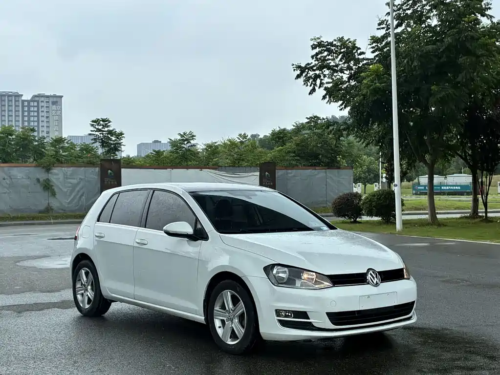 Volkswagen Golf — миниатюра 2