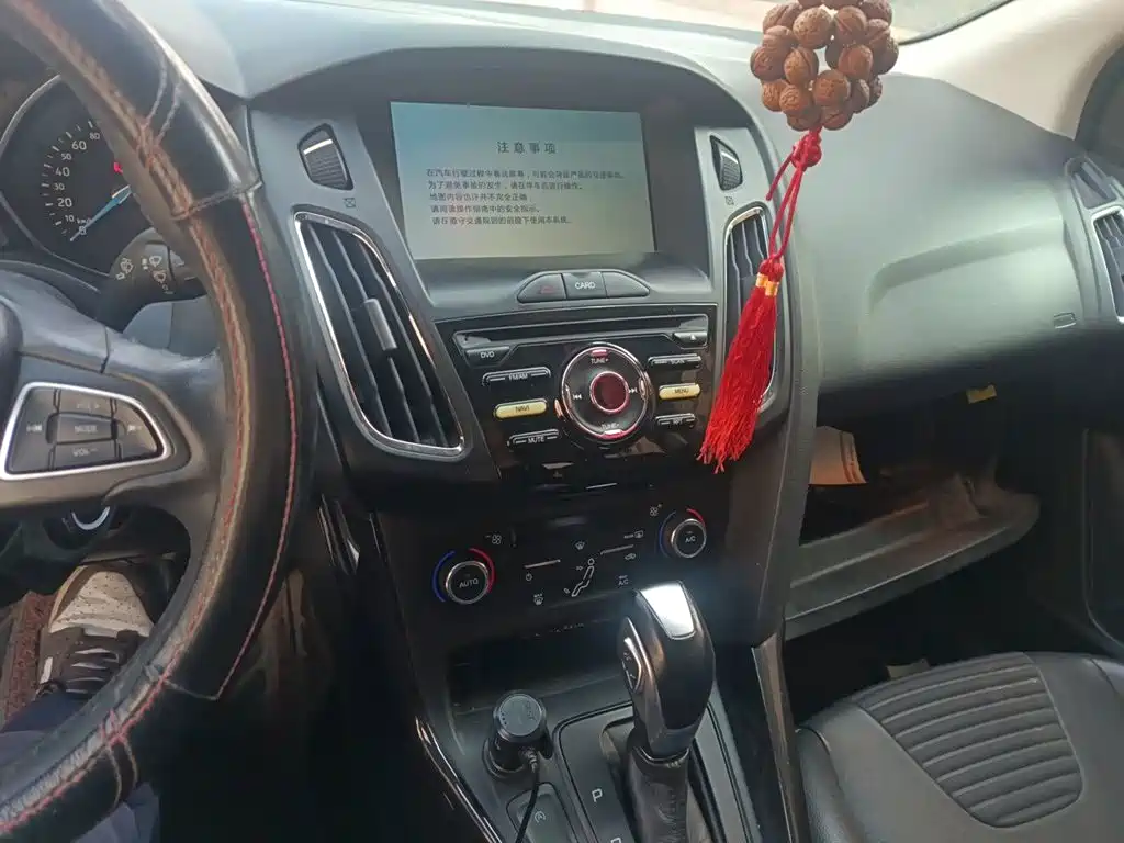 Ford Focus — миниатюра 14