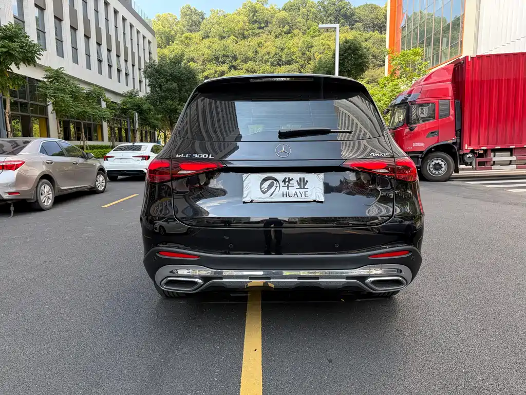 Mercedes-Benz GLC — миниатюра 9