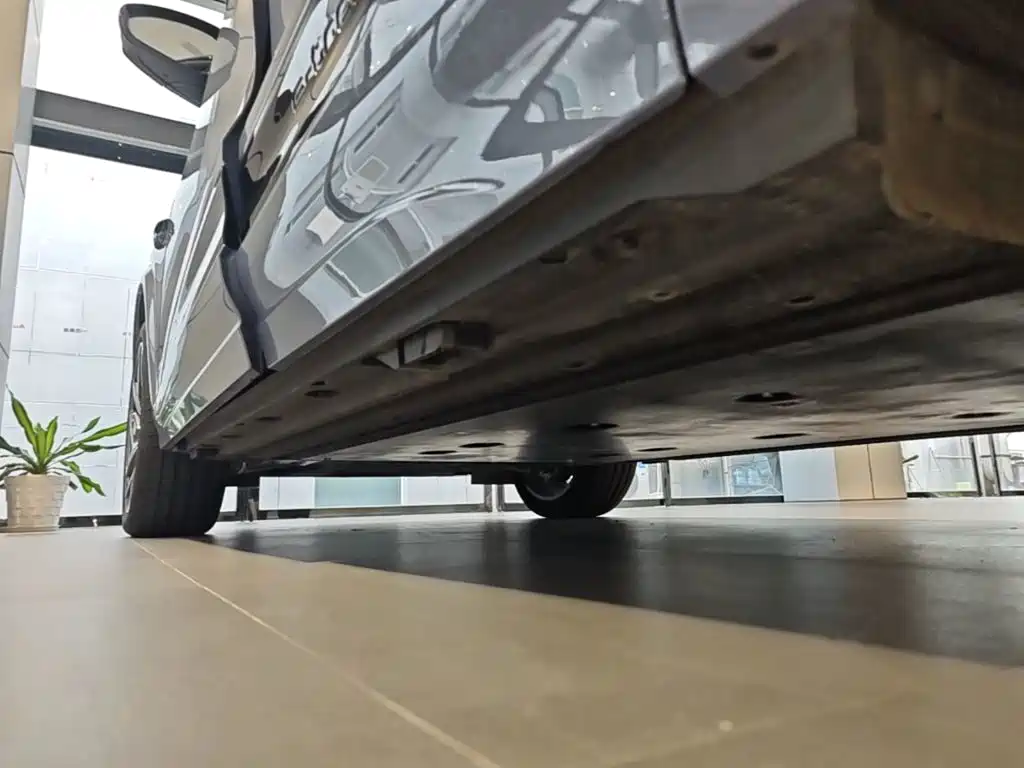 Audi Q6L e-tron — миниатюра 22