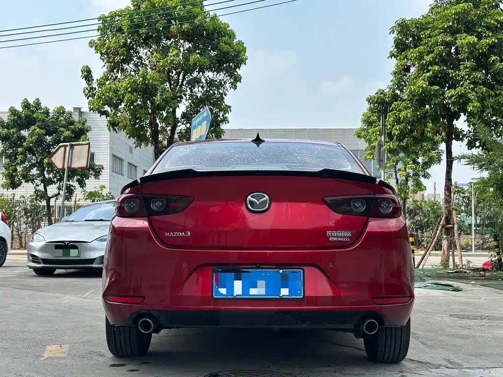 Mazda 3 Axela — миниатюра 9