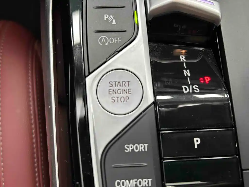BMW 3 Series — миниатюра 9