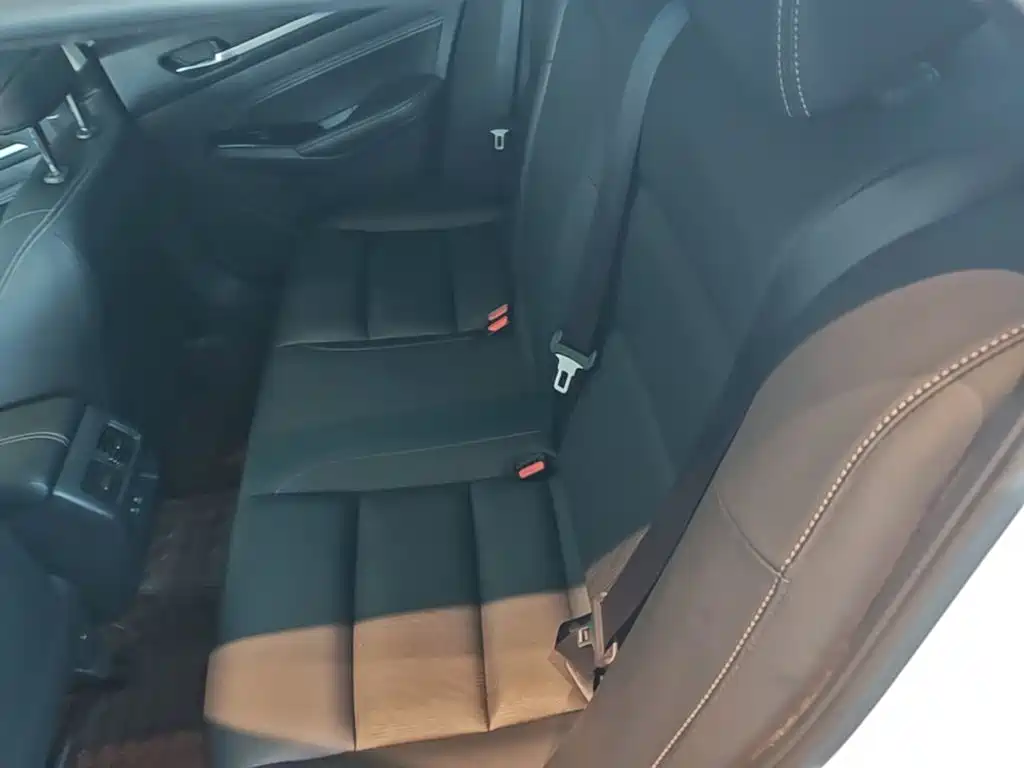 Nissan Teana — миниатюра 17