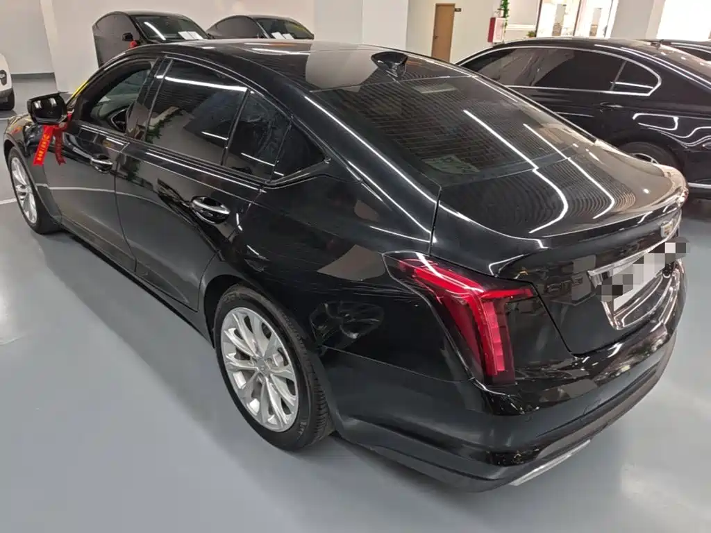 Cadillac CT5 — миниатюра 5