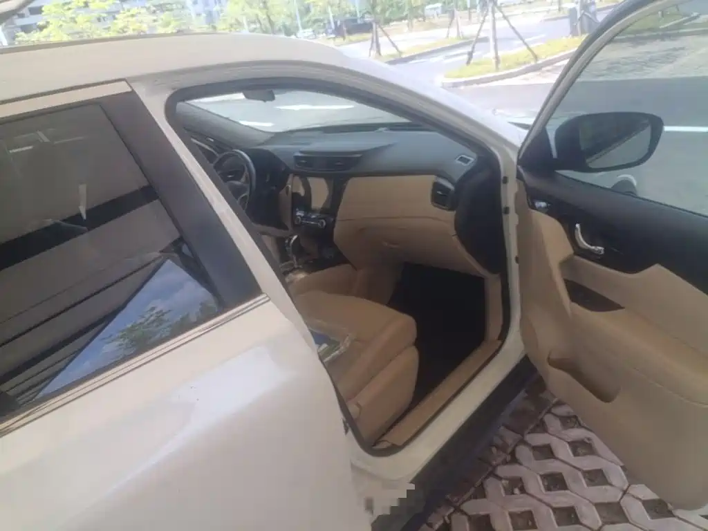 Nissan X-Trail — миниатюра 19