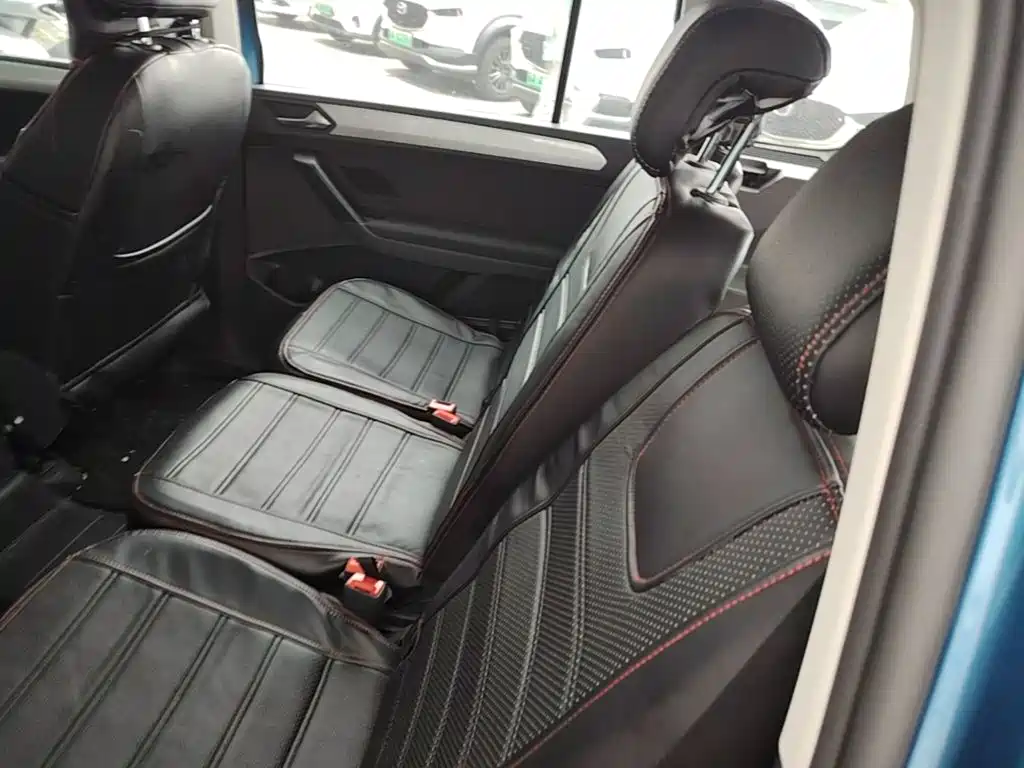 Volkswagen Touran — миниатюра 17