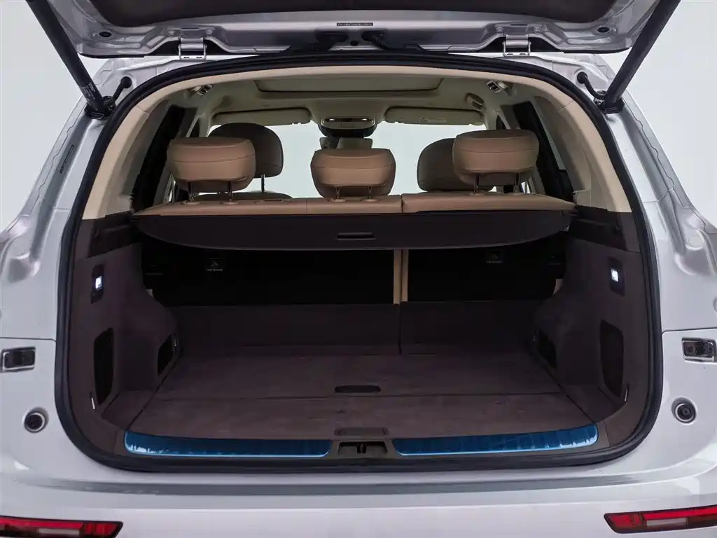 AITO ASK THE WORLD M7