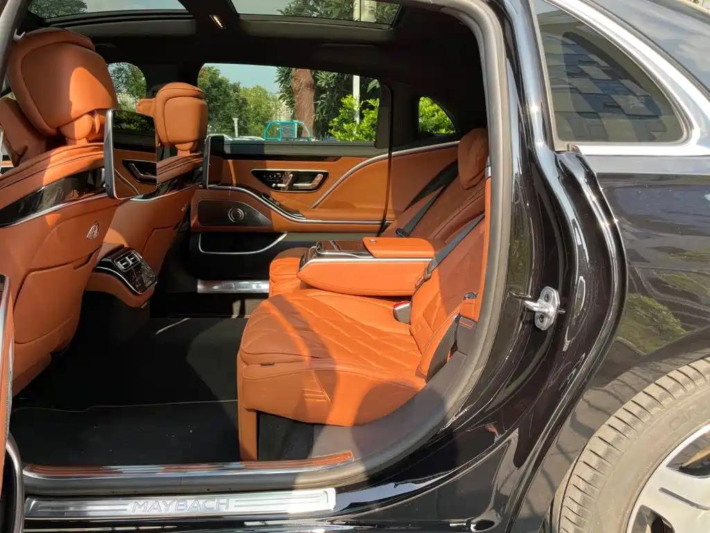 Mercedes-Benz S-Class — миниатюра 12