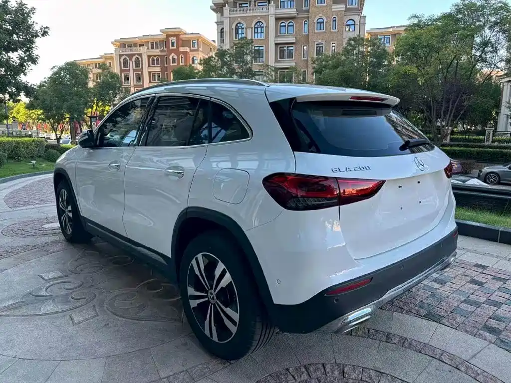 Mercedes-Benz GLA — миниатюра 15