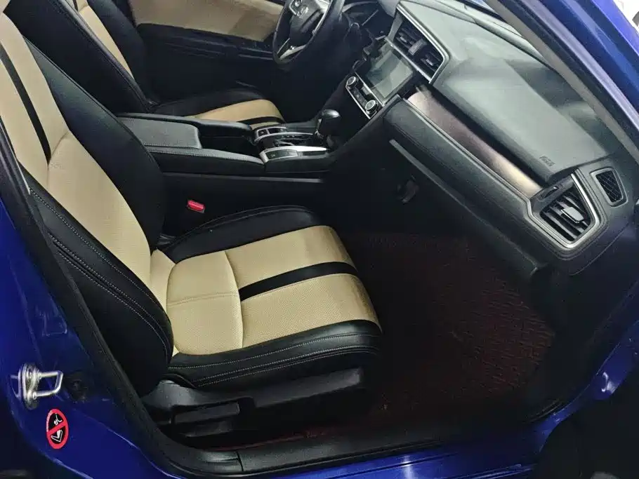 Honda Civic — миниатюра 8