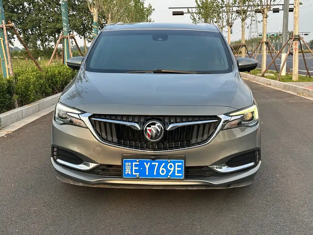Buick GL6 2018