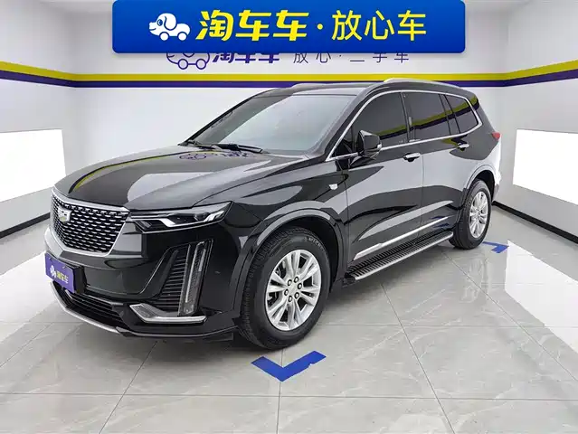 CADILLAC XT6