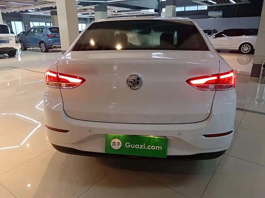 Buick Excelle — миниатюра 6