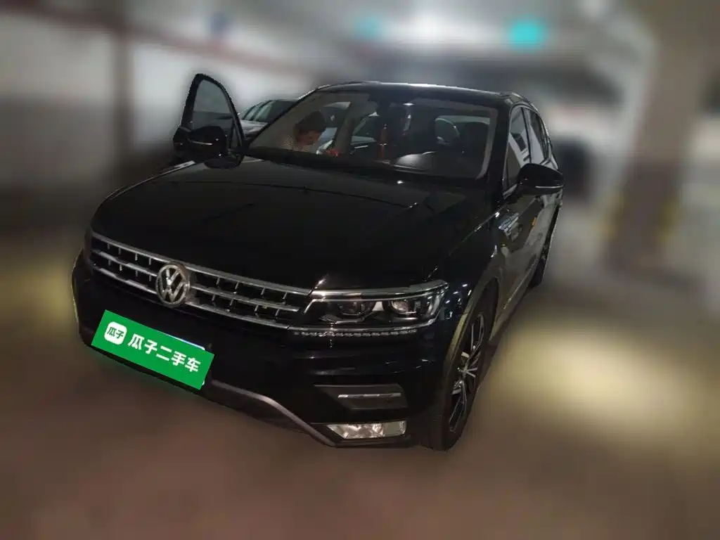 Volkswagen Tiguan L — миниатюра 2